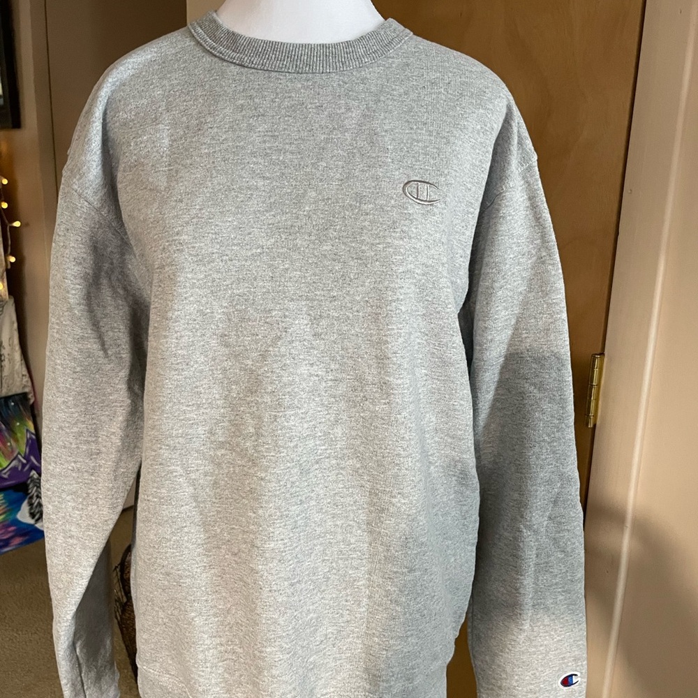 Champion Men's Light Gray Crewneck Sweater